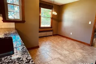 235 Summit St, Manchester, CT 06042 - Photo 12