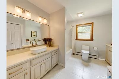 100 Heritage Drive, Glastonbury, CT 06033 - Photo 20