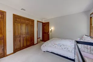 100 Heritage Dr, Glastonbury, CT 06033 - Photo 18