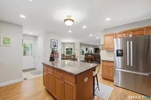 387 Stillwater Ave, Stamford, CT 06902 - Photo 10