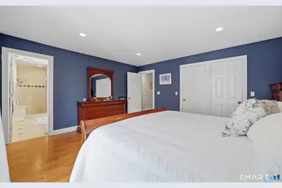 387 Stillwater Avenue, Stamford, CT 06902 - Photo 16