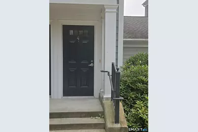 4 Westwood Drive #4, Stamford, CT 06902 - Photo 2