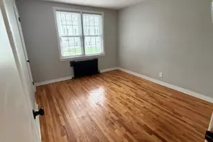 22 St James St, Manchester, CT 06040 - Photo 8