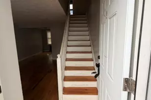 22 St James St, Manchester, CT 06040 - Photo 2
