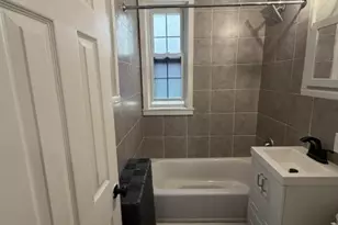 22 St James St, Manchester, CT 06040 - Photo 10