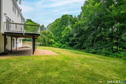 2 Sutherland Drive, Newtown, CT 06482 - Photo 8