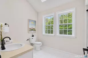 2 Sutherland Dr, Newtown, CT 06482 - Photo 24