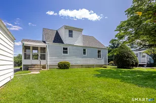 41 Stillson Pl, Fairfield, CT 06824 - Photo 6