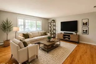 35 Woodmont Rd, West Hartford, CT 06117 - Photo 4