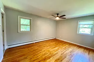 35 Woodmont Rd, West Hartford, CT 06117 - Photo 16