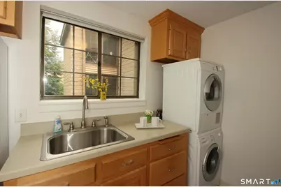38 North Main Street #21, West Hartford, CT 06107 - Photo 12