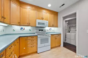 3 Valley View Rd, Norwalk, CT 06851 - Photo 6