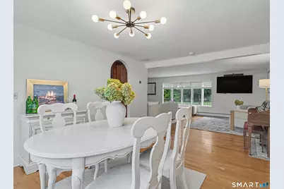 121 Parry Road, Stamford, CT 06907 - Photo 8