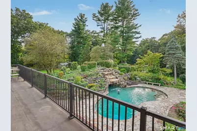 121 Parry Road, Stamford, CT 06907 - Photo 32