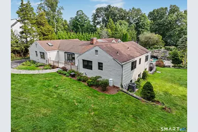 121 Parry Road, Stamford, CT 06907 - Photo 2