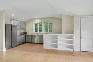 121 Parry Rd, Stamford, CT 06907 - Photo 28