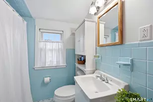 142 Nicholson St, Newington, CT 06111 - Photo 22