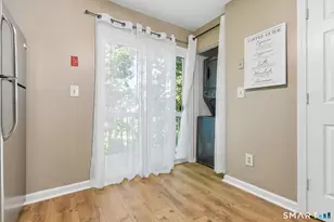 53 Manorwood Dr, Branford, CT 06405 - Photo 12