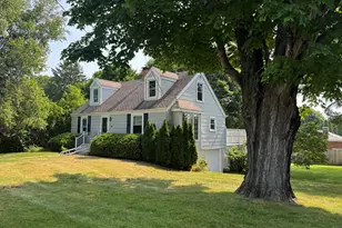 35 Flyers Dr, Norwich, CT 06360 - Photo 4