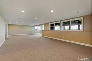 135 Cedarwood Ln, Newington, CT 06111 - Photo 34