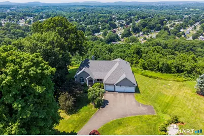 135 Cedarwood Lane, Newington, CT 06111 - Photo 4