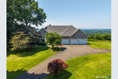 135 Cedarwood Lane, Newington, CT 06111 - Photo 40