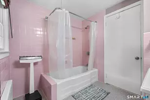 120 Terry Rd, Hartford, CT 06105 - Photo 16
