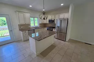10 Oak Meadows Dr, Brookfield, CT 06804 - Photo 2