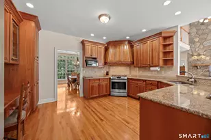 385 2nd Hill Falls Ln, Bridgewater, CT 06752 - Photo 16