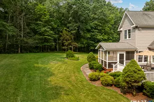 385 2nd Hill Falls Ln, Bridgewater, CT 06752 - Photo 32