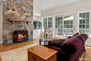 385 2nd Hill Falls Ln, Bridgewater, CT 06752 - Photo 10