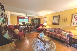32 Shari Dr, Seymour, CT 06483 - Photo 10
