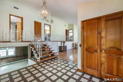 9 Delno Drive, Danbury, CT 06811 - Photo 8