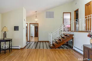 9 Delno Dr, Danbury, CT 06811 - Photo 12