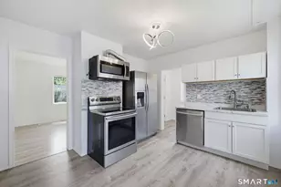 53 Prospect St, Bloomfield, CT 06002 - Photo 8