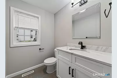 33 West End Avenue #B, Branford, CT 06405 - Photo 8