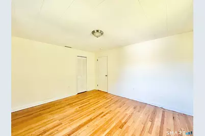 2326 Old Town Road, Bridgeport, CT 06606 - Photo 20