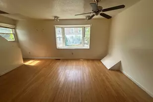 672 Woodward Ave, New Haven, CT 06512 - Photo 10
