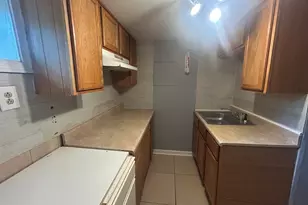 672 Woodward Ave, New Haven, CT 06512 - Photo 34