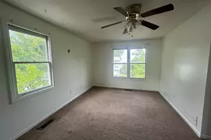 672 Woodward Ave, New Haven, CT 06512 - Photo 22