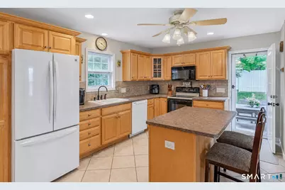 2 Curtis Avenue, New Fairfield, CT 06812 - Photo 14