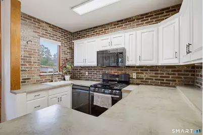 317 Prospect Street, East Hartford, CT 06108 - Photo 12