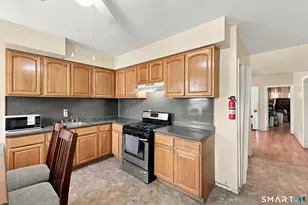 138-140 Putnam St, Hartford, CT 06106 - Photo 12