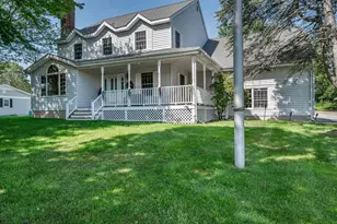 42 Lakeview Dr, Wolcott, CT 06716 - Photo 2