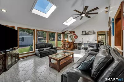 42 Lakeview Drive, Wolcott, CT 06716 - Photo 14