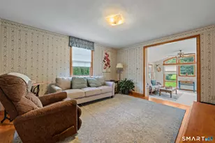 425 Hills St, East Hartford, CT 06118 - Photo 18