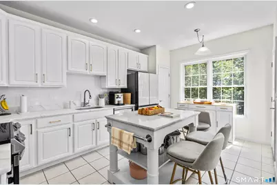 89 Sterling Drive #89, Newington, CT 06111 - Photo 4