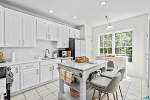 89 Sterling Dr, Newington, CT 06111 - Photo 4