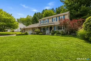 55 Holly Ln, Wethersfield, CT 06109 - Photo 2