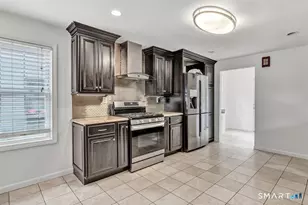 171 Henderson Rd, Fairfield, CT 06824 - Photo 12